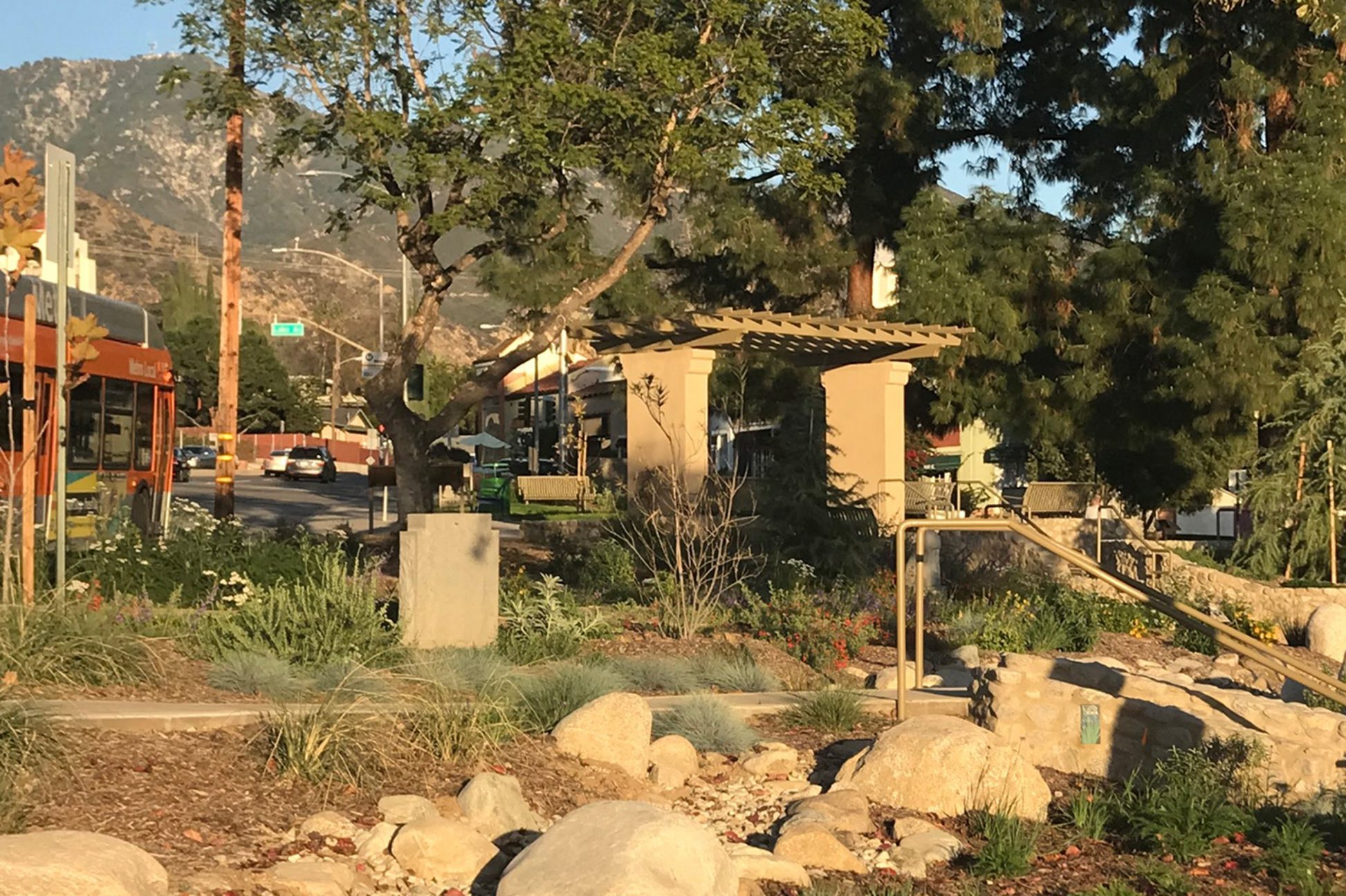 Altadena-Triangle-Park Altadena-Triangle-Park
